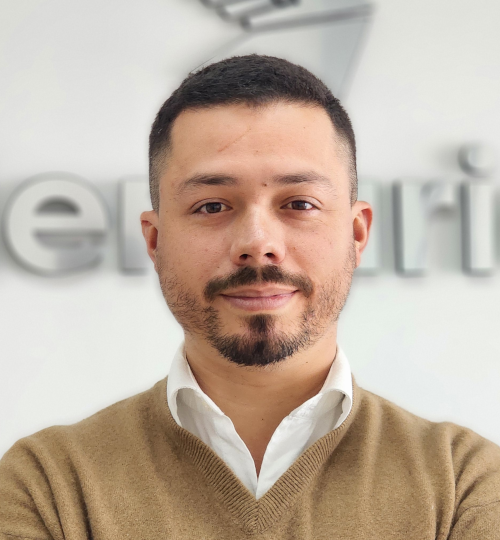 Leonel Gómez